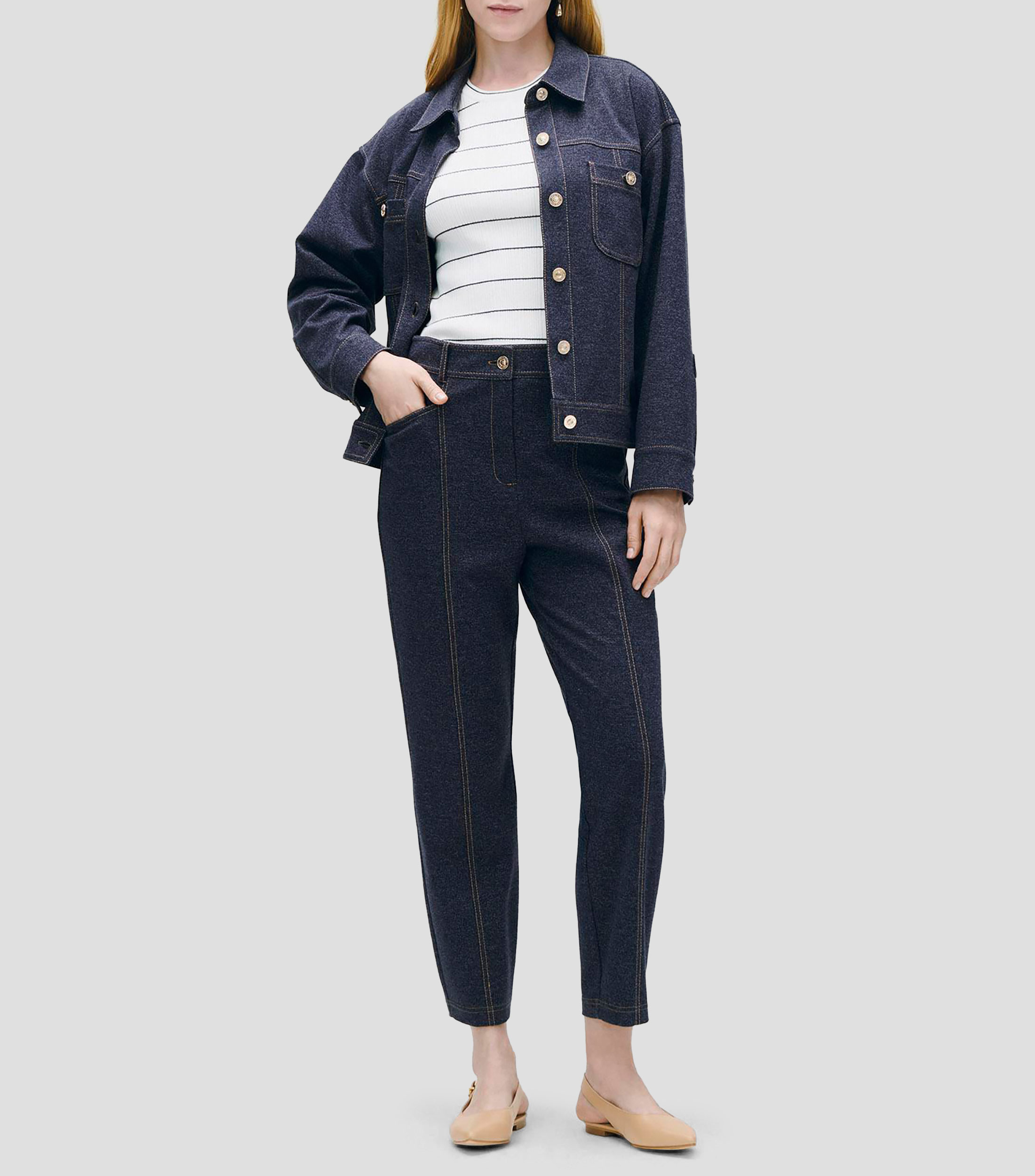 Pantalón recto tiro alto tipo denim stretch pespuntes en contraste Mujer